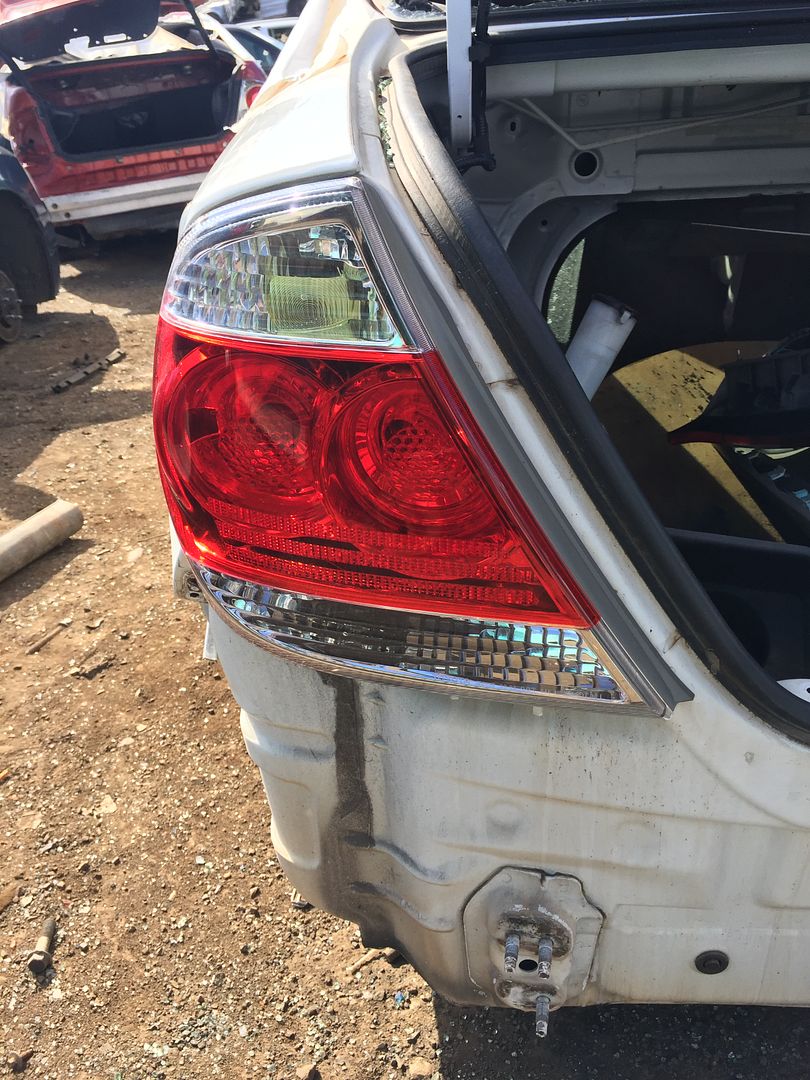 2003 Toyota Camry LE, changing tail lights and IP/gauge cluster Toyota Nation Forum